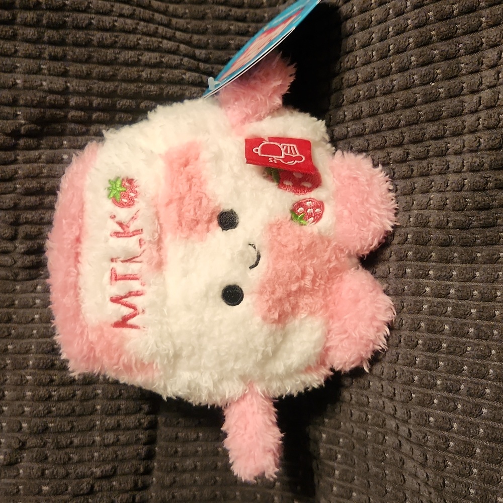 NWT Bumbumz 4.5" "Sunday" Strawberry Milk Plush Toy